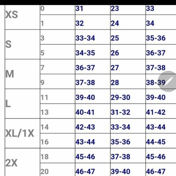 Stunning Black Floral Day Dress - Picture 8 of 8